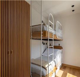 4-Bedroom Luxury Villa with Heated Pool, Ciovo near Trogir – Sleeps 8